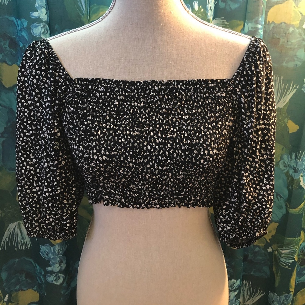 Black with white floral print crop top